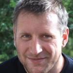 Noah Leon, Valencia, España